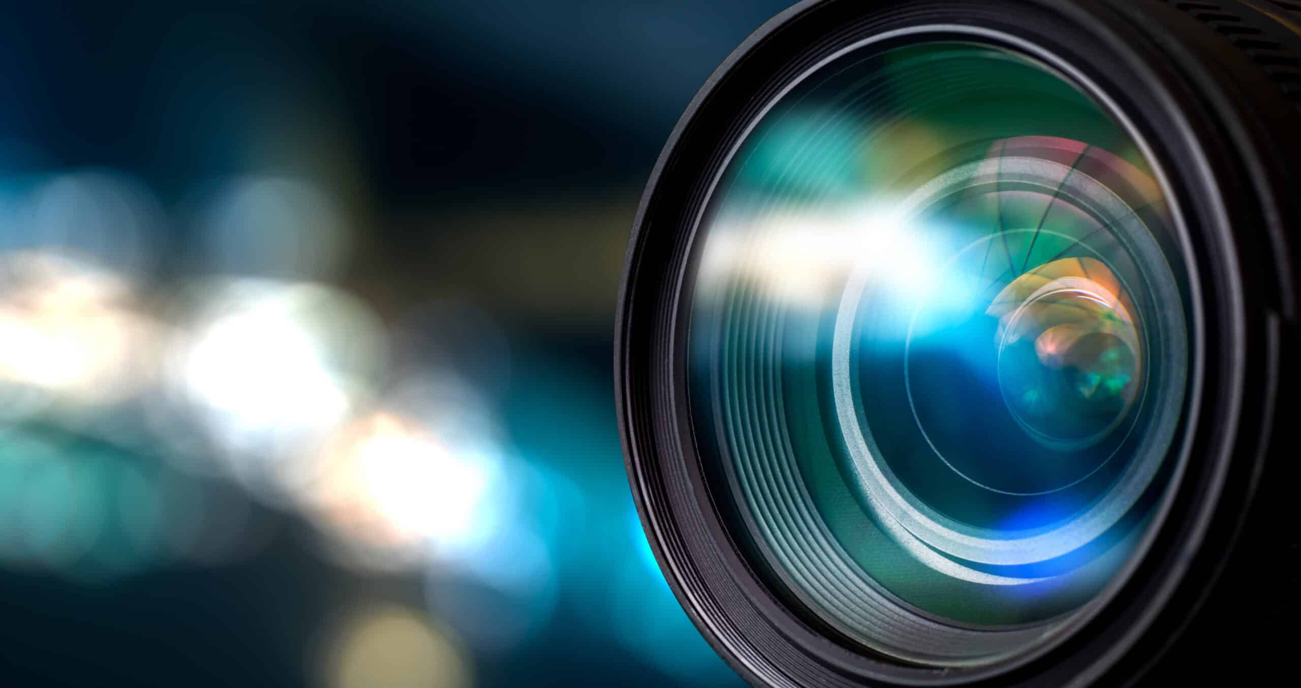 Visione artificiale Primo piano di un obiettivo fotografico, a rappresentare la visione artificiale.